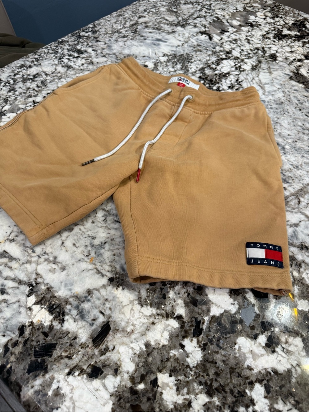 Tommy Hilfiger Men’s Beige Cargo Knit Shorts